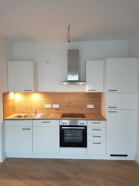 2 Raum-Wohnung mit Balkon Nähe S Ostkreuz — photo 1